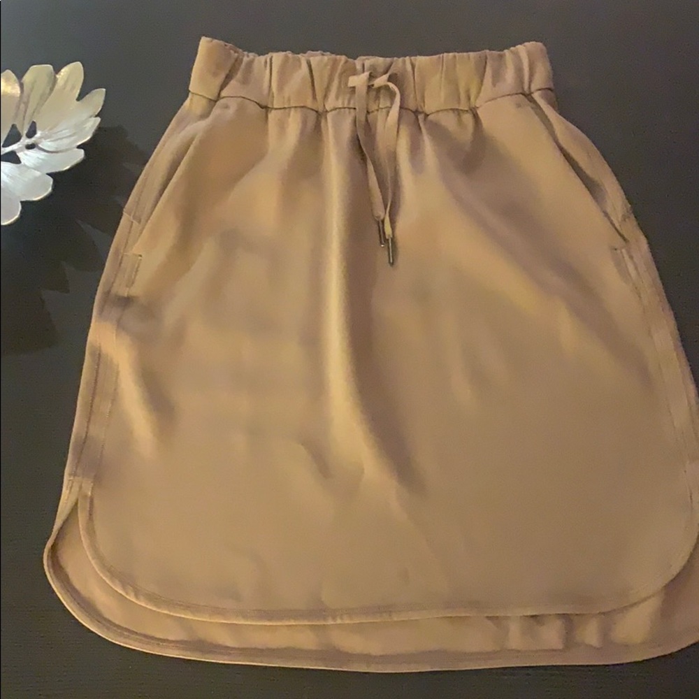 Lululemon On the Fly Skirt